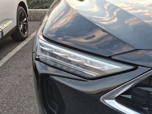 Certified 2023 Acura MDX SH-AWD image 4