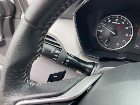 Used 2021 Subaru Outback Premium image 27