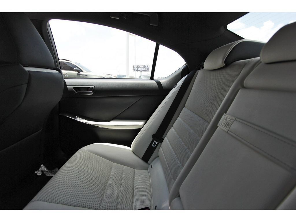 Used 2022 Lexus IS 350 F Sport w/ Accessory Package RWD image 12