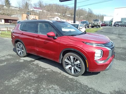 Used 2026 Mitsubishi Outlander SEL image 4