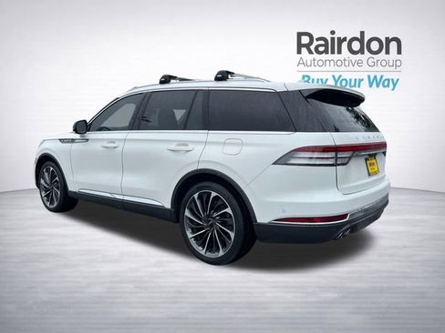 Used 2020 Lincoln Aviator Reserve w/ Equipment Group 202A image 6