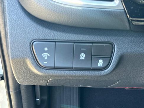 New 2026 Kia Seltos S FWD image 22
