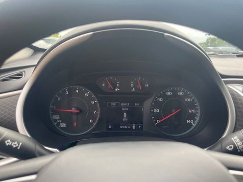 Used 2022 Chevrolet Malibu LT FWD image 22