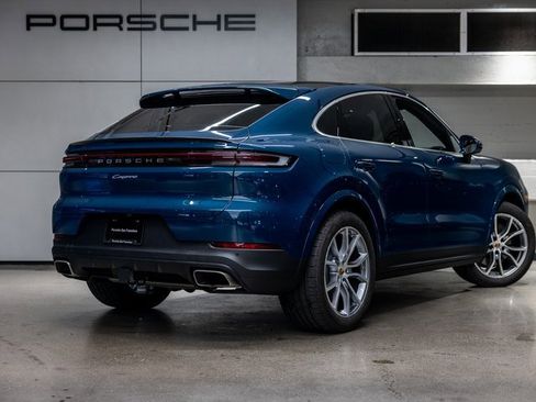 Certified 2025 Porsche Cayenne Coupe image 22