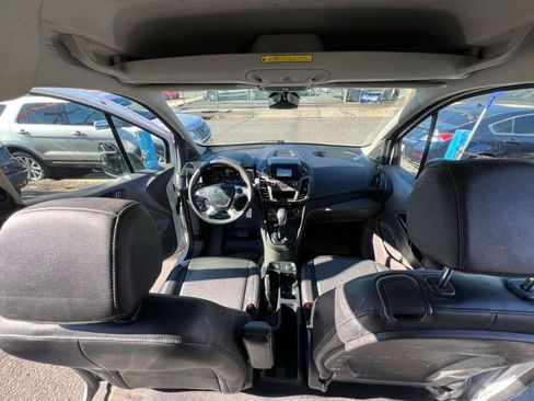 Used 2019 Ford Transit Connect XL image 23