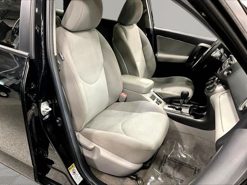 Used 2011 Toyota RAV4 Limited w/ Upgrade Value Pkg AWD/4WD image 29