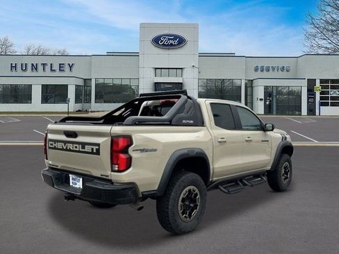 Used 2023 Chevrolet Colorado ZR2 w/ Desert Boss Special Edition AWD/4WD image 4