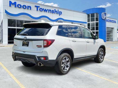 Used 2023 Honda Passport TrailSport image 6