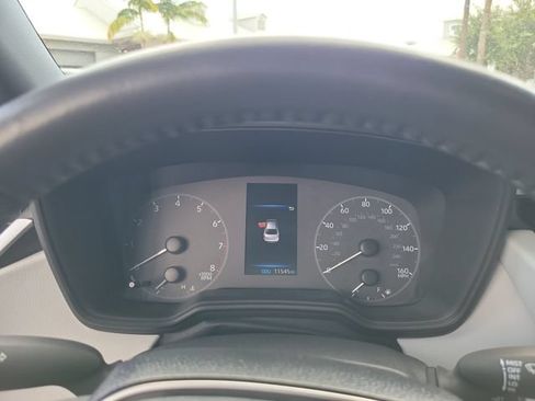 Used 2025 Toyota Corolla SE w/ Convenience Package FWD image 16