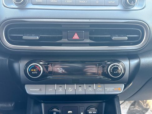 Used 2022 Hyundai Kona SEL w/ Convenience Package image 29