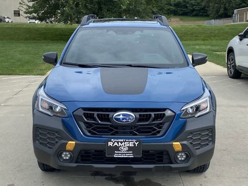 Used 2025 Subaru Outback Wilderness w/ Wilderness Package AWD/4WD image 9