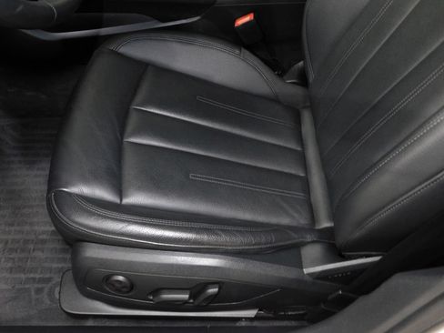 Used 2019 Audi A4 2.0T AWD/4WD image 27