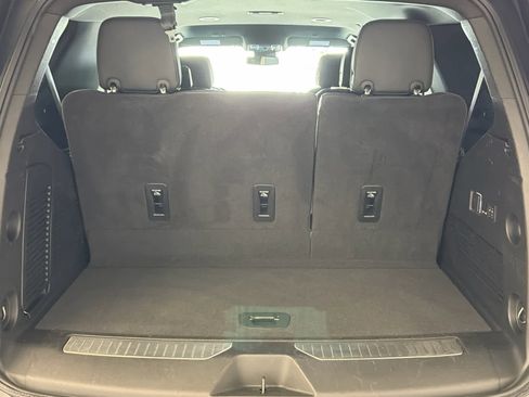 Used 2024 Chevrolet Tahoe Premier image 8