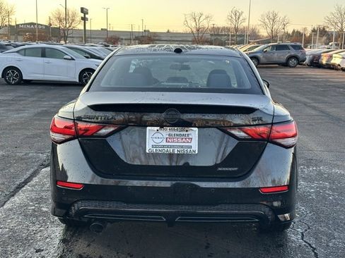 Certified 2023 Nissan Sentra SR w/ Midnight Edition Package image 5
