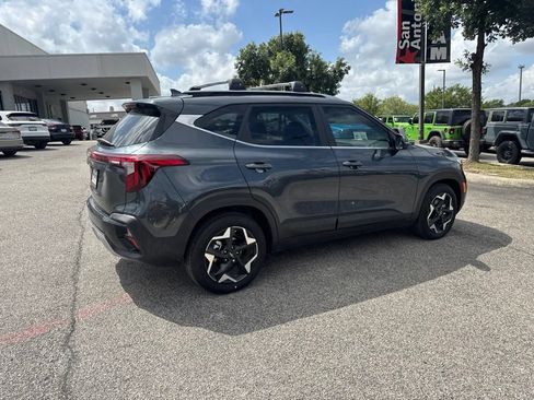 Used 2026 Kia Seltos EX FWD image 20