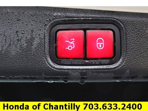 Used 2019 Mercedes-Benz E 300 E300 4MATIC image 30