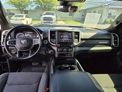 Used 2021 RAM 1500 Big Horn AWD/4WD image 12