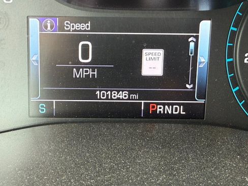 Used 2018 Chevrolet Colorado Z71 AWD/4WD image 8