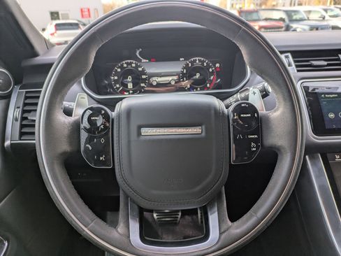 Used 2019 Land Rover Range Rover Sport HST image 14
