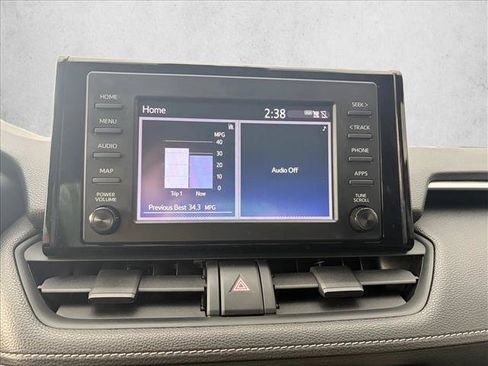Used 2019 Toyota RAV4 LE AWD/4WD image 9