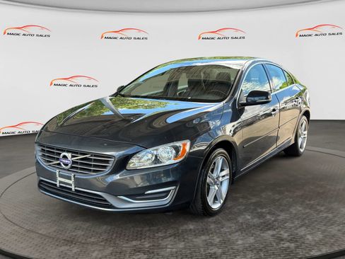 Used 2014 Volvo S60 T5 AWD/4WD image 1