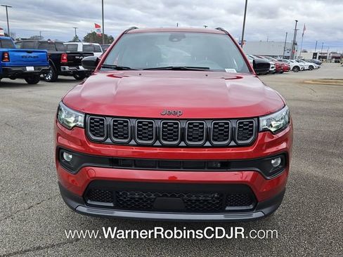 New 2026 Jeep Compass Latitude image 2