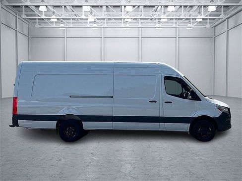 New 2025 Mercedes-Benz Sprinter 3500 image 4