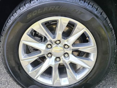 Used 2024 Chevrolet Tahoe Premier image 10