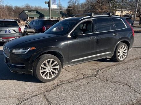 Used 2016 Volvo XC90 T6 Inscription w/ Vision Package image 17