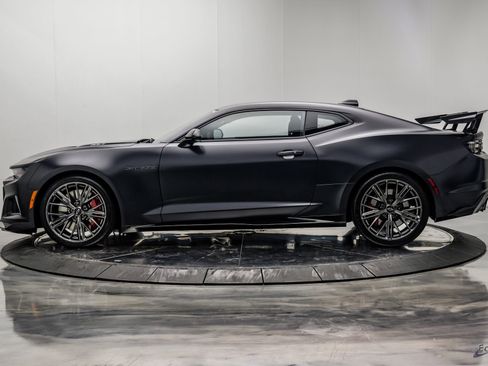 Used 2024 Chevrolet Camaro ZL1 RWD image 8