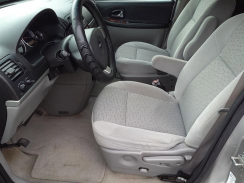 Used 2007 Chevrolet Uplander LS w/ Climate Package image 9