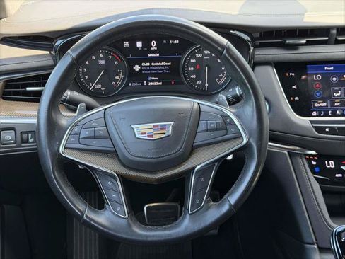 Used 2023 Cadillac XT5 Sportv w/ Platinum Package AWD/4WD image 17