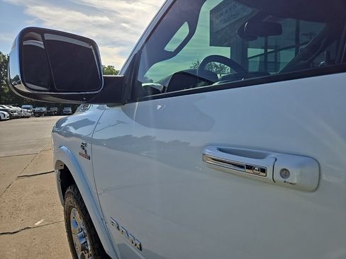 Used 2022 RAM 2500 Laramie AWD/4WD image 36