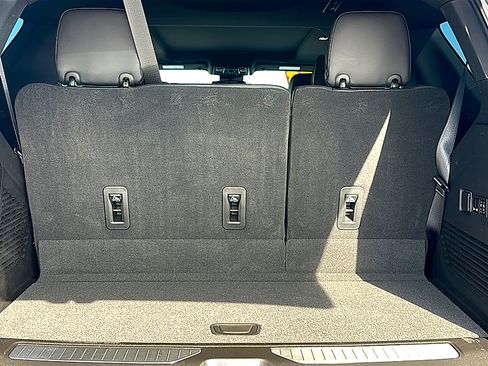 Used 2023 GMC Yukon AT4 w/ Max Trailering Package image 23