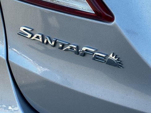 Used 2018 Hyundai Santa Fe SE FWD image 7