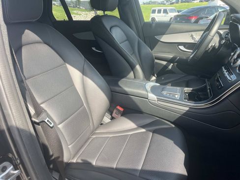 Certified 2022 Mercedes-Benz GLC 300 image 22