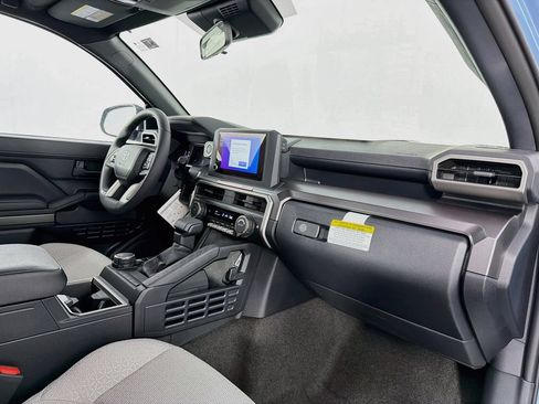 New 2026 Toyota 4Runner SR5 AWD/4WD image 27
