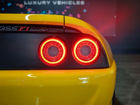 Used 1999 Ferrari F355 Spider image 23