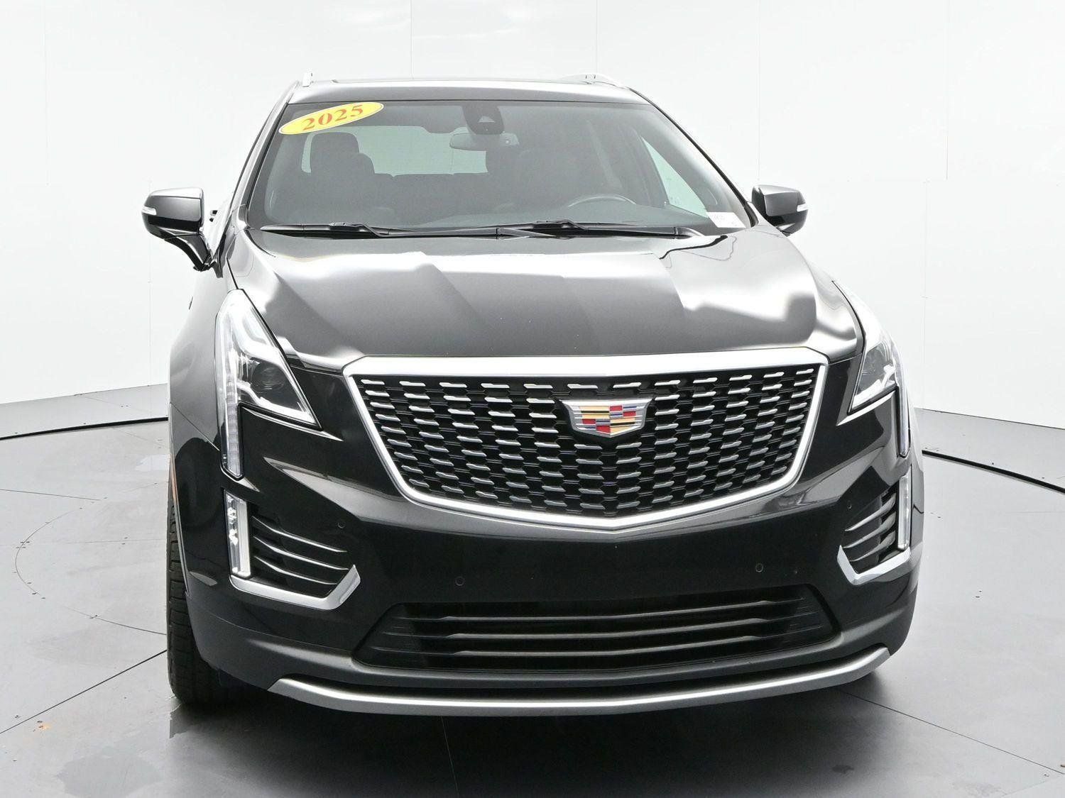 Certified 2025 Cadillac XT5 Premium Luxury AWD/4WD image 2