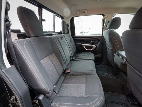 Used 2017 Nissan Titan SV AWD/4WD image 26
