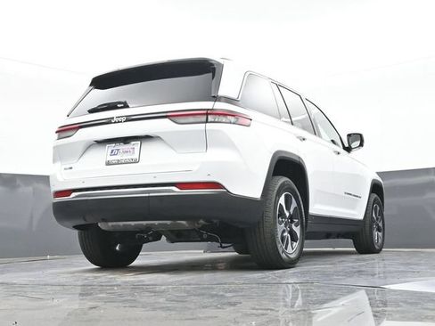 Used 2023 Jeep Grand Cherokee 4WD 4xe image 49