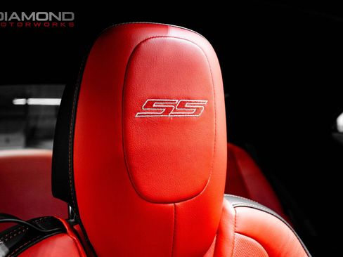 Used 2010 Chevrolet Camaro SS w/ LPO, Ground Effects Package image 95