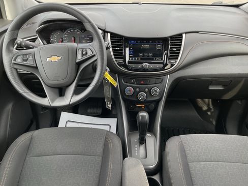 Used 2019 Chevrolet Trax LS w/ Tint and Cruise Package image 16