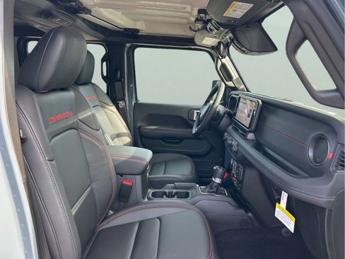 New 2026 Jeep Gladiator Mojave AWD/4WD image 13