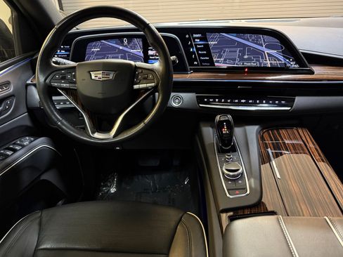 Certified 2022 Cadillac Escalade Premium Luxury w/ LPO, Radiant Package image 55