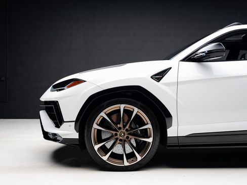 Used 2024 Lamborghini Urus S AWD/4WD image 18