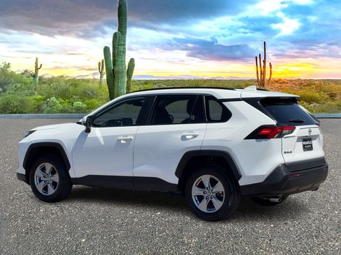 Used 2025 Toyota RAV4 XLE w/ Weather Package image 4