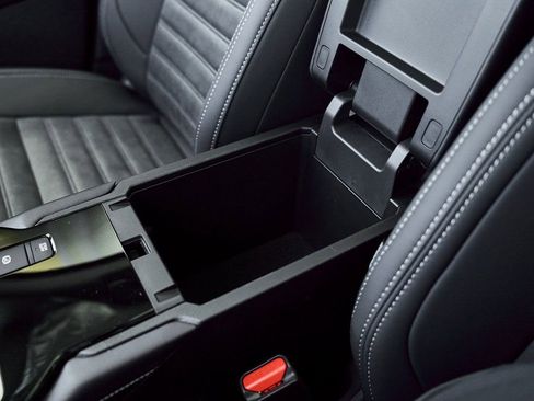 New 2026 Mitsubishi Outlander SE FWD image 50