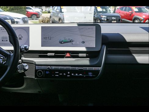 Certified 2024 Hyundai Ioniq 5 SEL RWD image 17