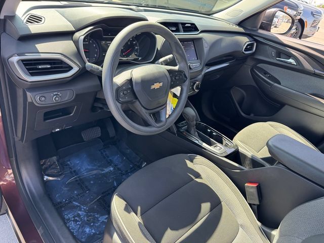 Certified 2023 Chevrolet TrailBlazer LS FWD image 12